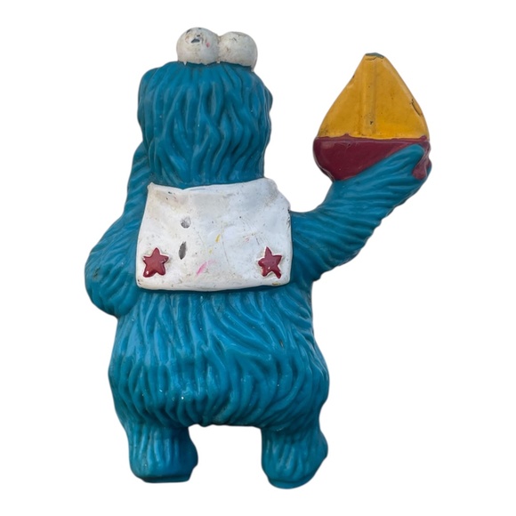 Muppets Tara Toys Sesame Street Cookie Monster 3” Figure holding Sailboat 1980s - Picture 2 of 3
